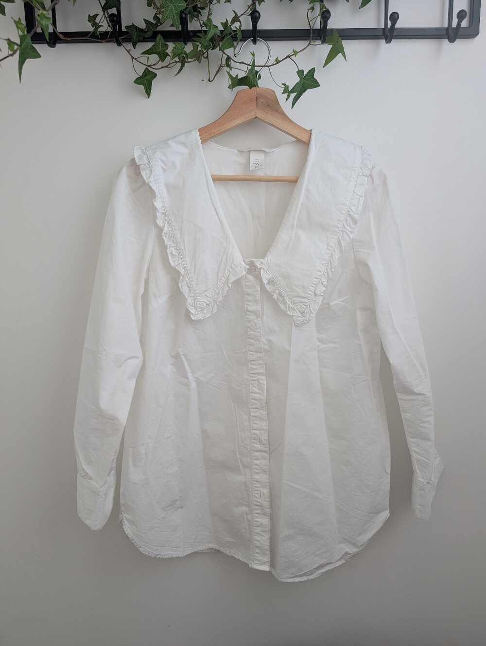 H&M 100% Cotton Peter Pan Collar Shirt